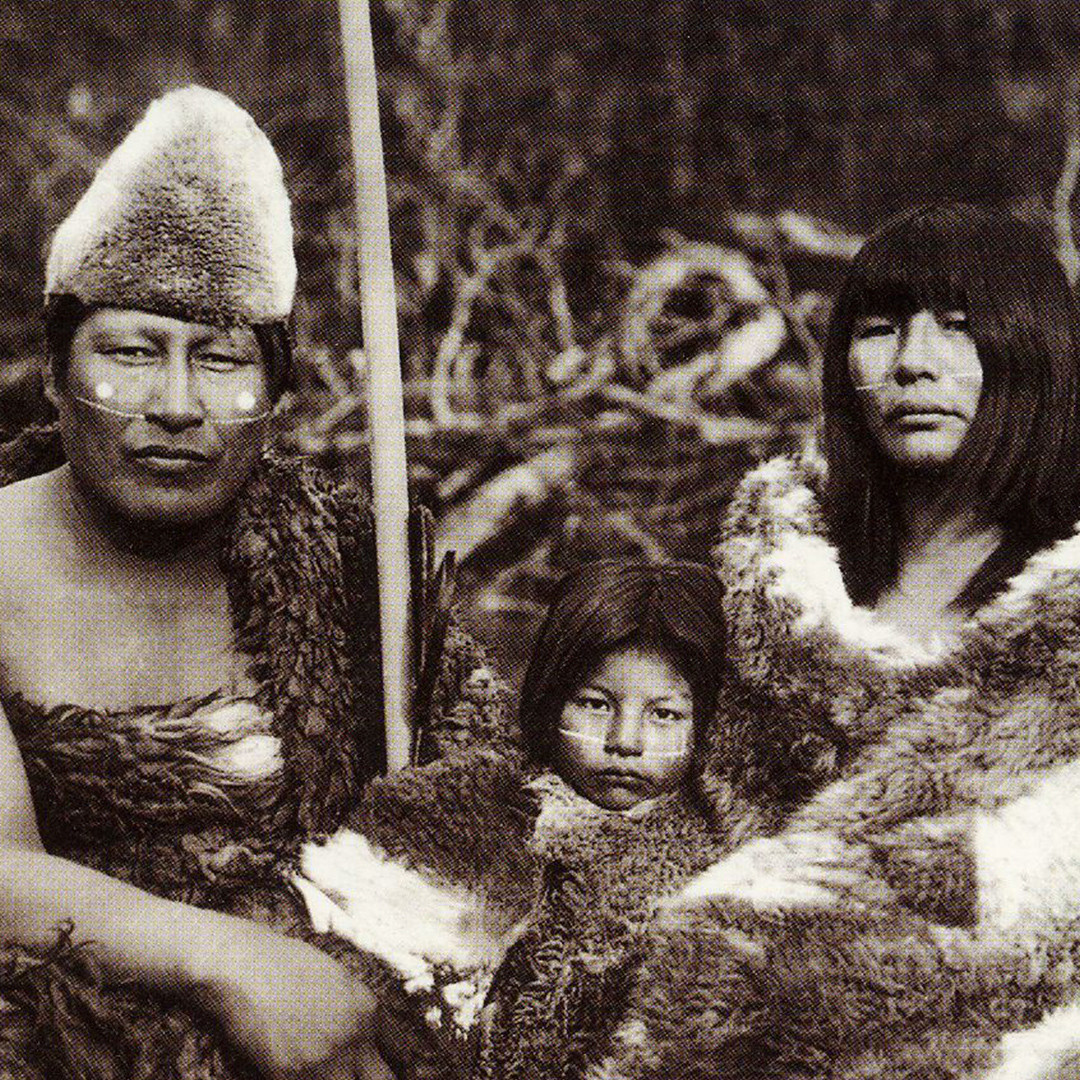 Familina selknam Familia selknam
